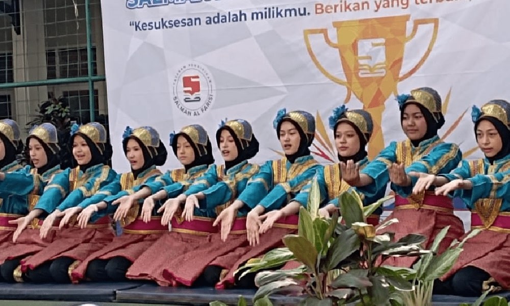 Tari